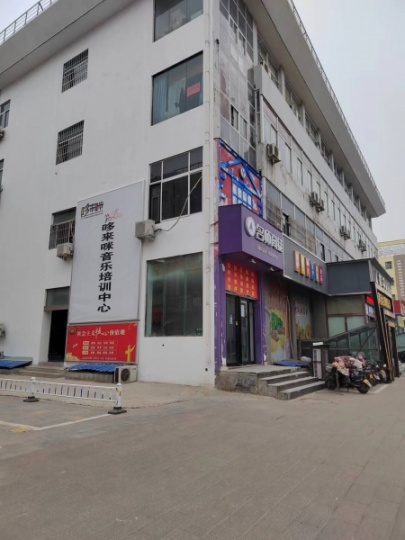 市高中西門對(duì)面寫(xiě)字樓對(duì)外出租