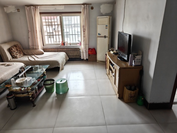 牟山一區(qū)，房屋出售！